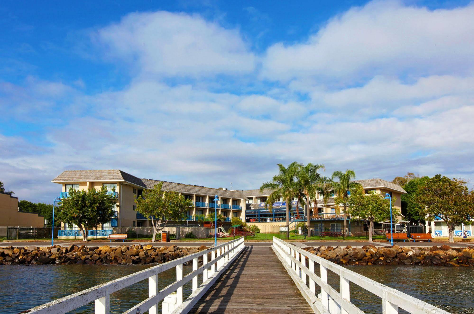 Mariners On The Waterfront Motel Batemans Bay Exterior foto